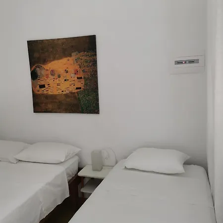 Διαμέρισμα Thalassa3 *